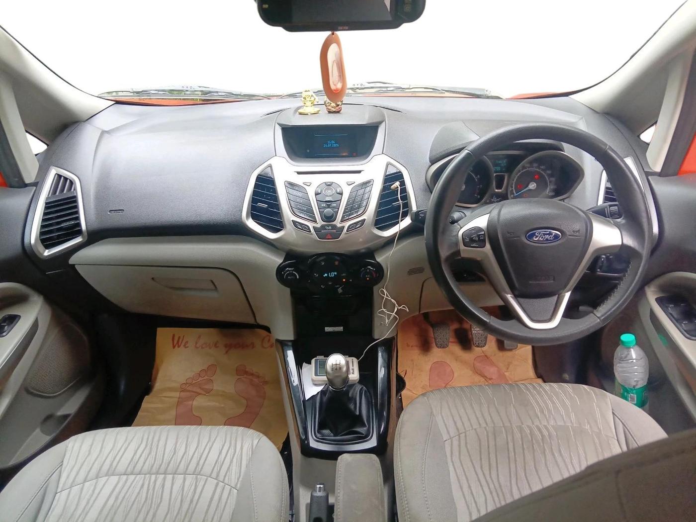 2014 Ford Ecosport TITANIUM 1.0L ECOBOOST, Petrol, Manual, 1,21,298 km, interior