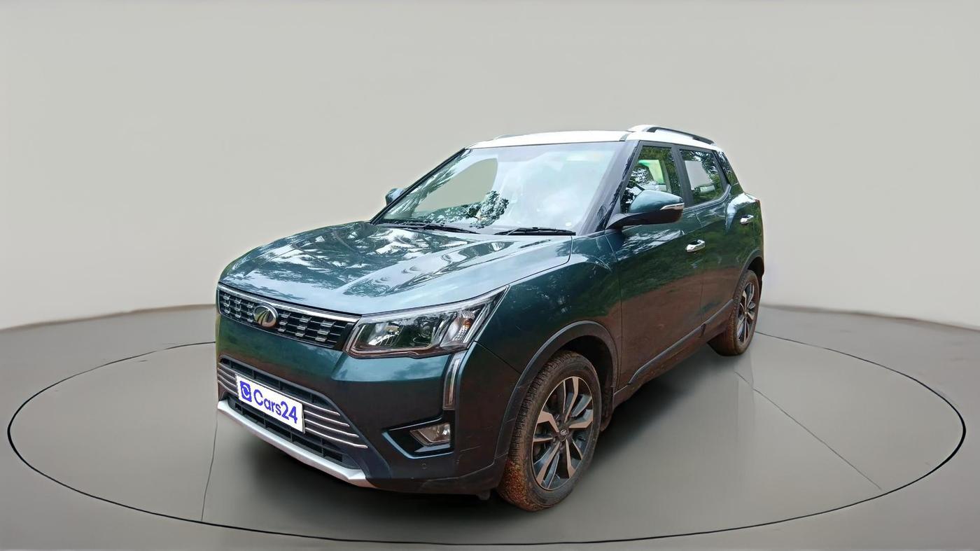 2019 Mahindra XUV300 W8 (O) 1.5 DIESEL, Diesel, Manual, 99,147 km, exterior