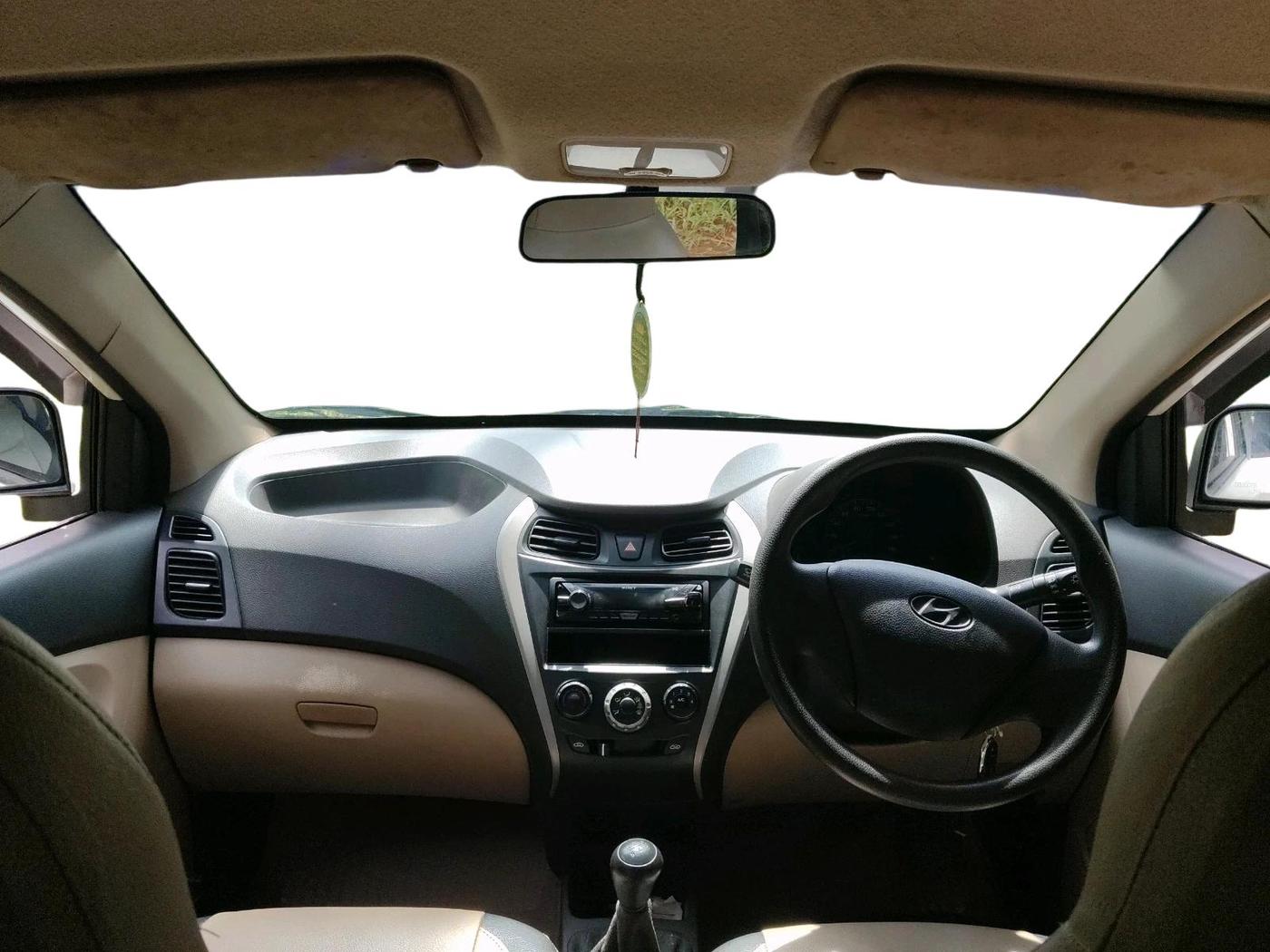 2016 Hyundai Eon ERA +, Petrol, Manual, 49,330 km, interior