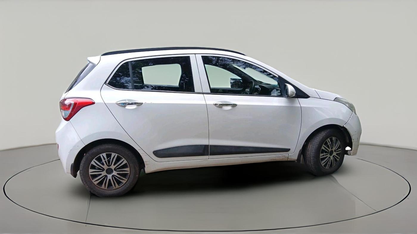 2013 Hyundai Grand i10 SPORTZ 1.2 KAPPA VTVT, Petrol, Manual, 63,822 km, exterior