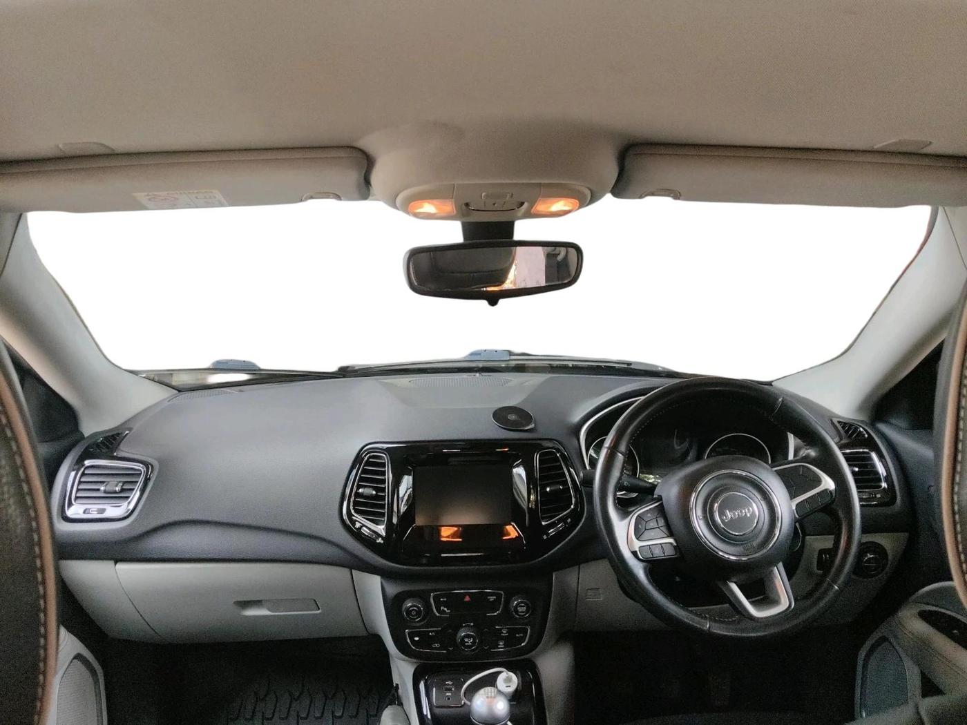 2018 Jeep Compass LIMITED 2.0 DIESEL, Diesel, Manual, 1,39,831 km, interior