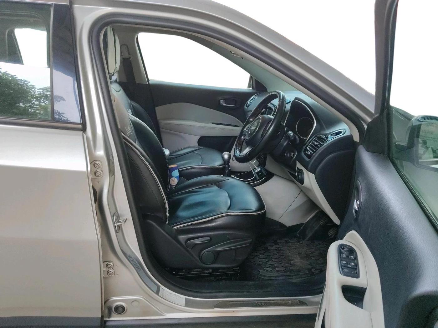 2018 Jeep Compass LIMITED 2.0 DIESEL, Diesel, Manual, 1,39,831 km, interior