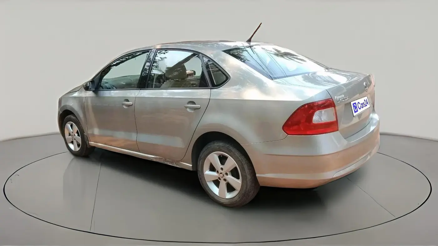2016 Skoda Rapid AMBITION 1.6 MPI MT, Petrol, Manual, 67,773 km, exterior