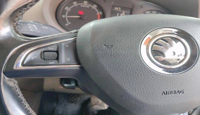 2016 Skoda Rapid AMBITION 1.6 MPI MT, Petrol, Manual, 67,773 km, interior