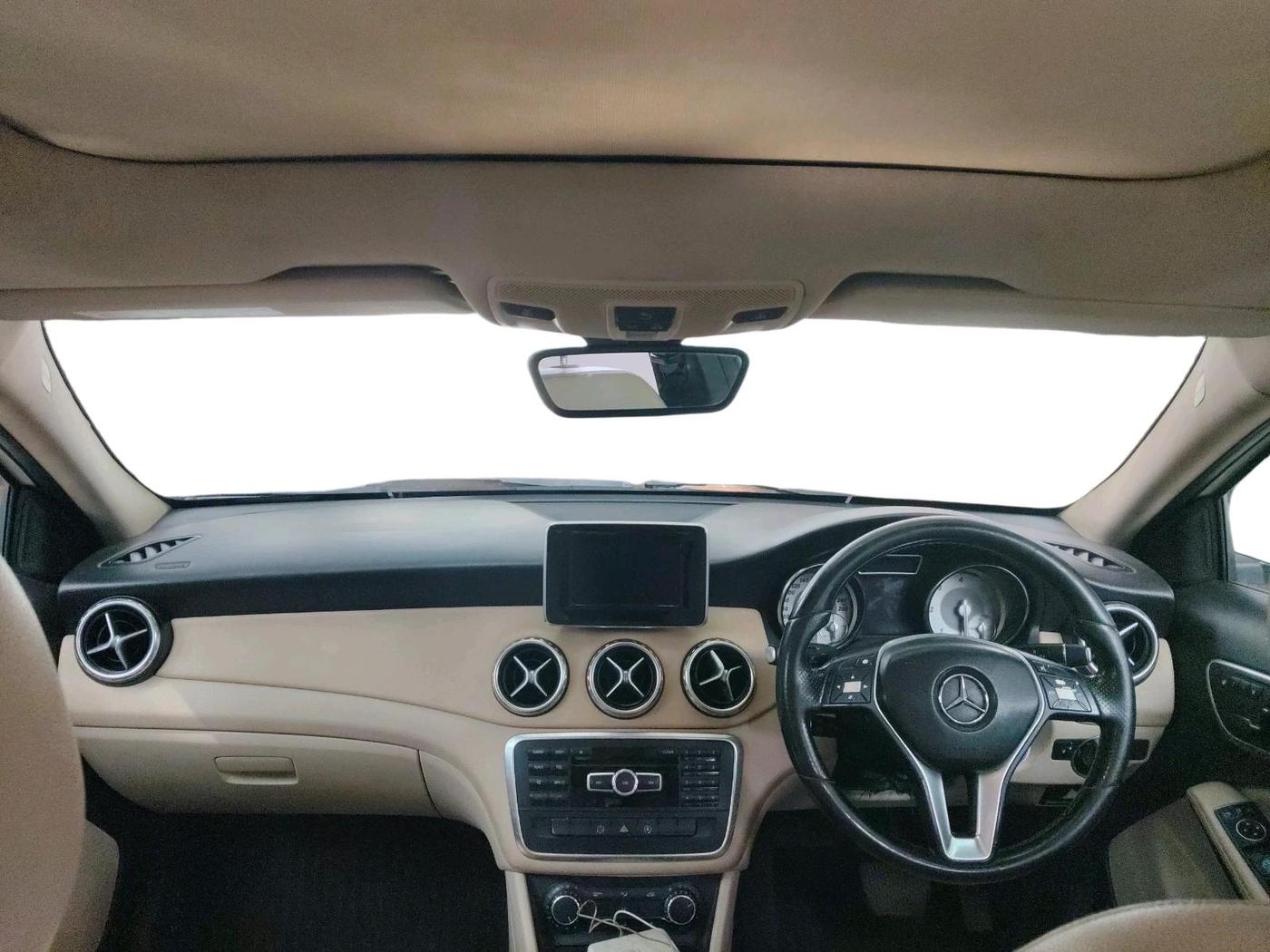 2015 Mercedes Benz GLA Class 200 CDI SPORT, Diesel, Automatic, 1,55,830 km, interior