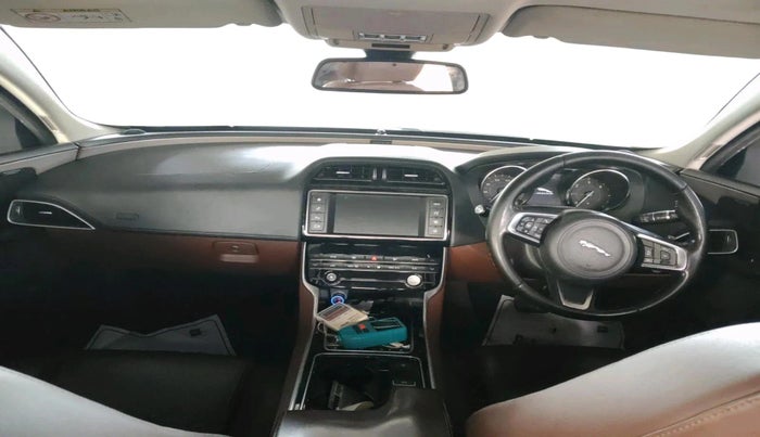 2018 Jaguar XE PORTFOLIO DIESEL, Diesel, Automatic, 1,27,434 km, interior