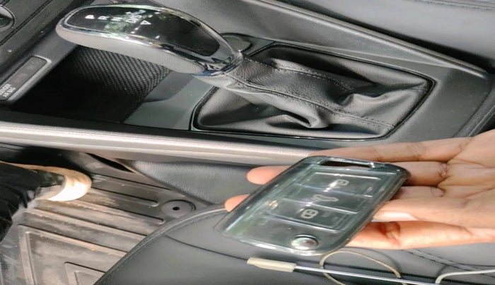 2025 Skoda Kylaq Signature AT, Petrol, Automatic, 7,051 km, interior