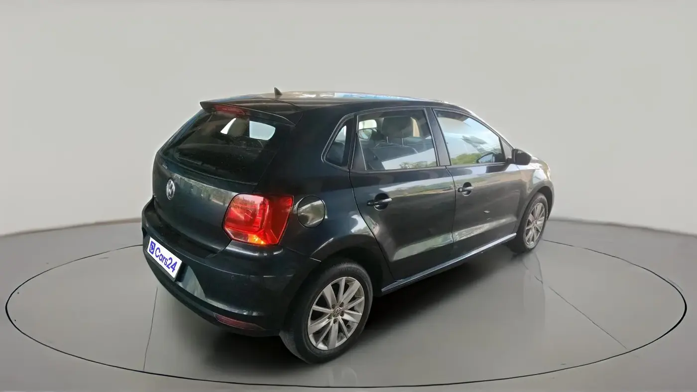 2017 Volkswagen Polo HIGHLINE1.2L, Petrol, Manual, 83,856 km, exterior