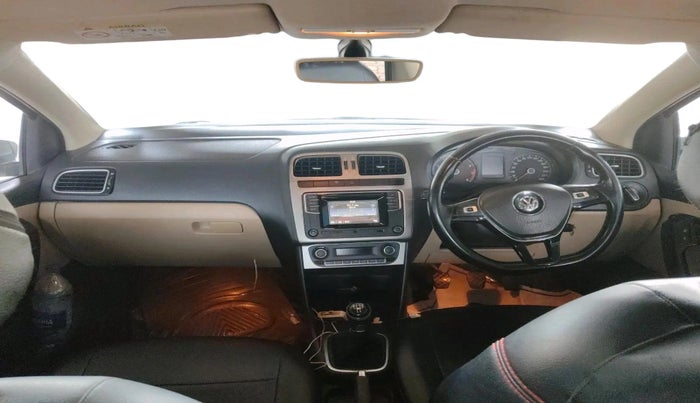 2017 Volkswagen Polo HIGHLINE1.2L, Petrol, Manual, 83,856 km, interior
