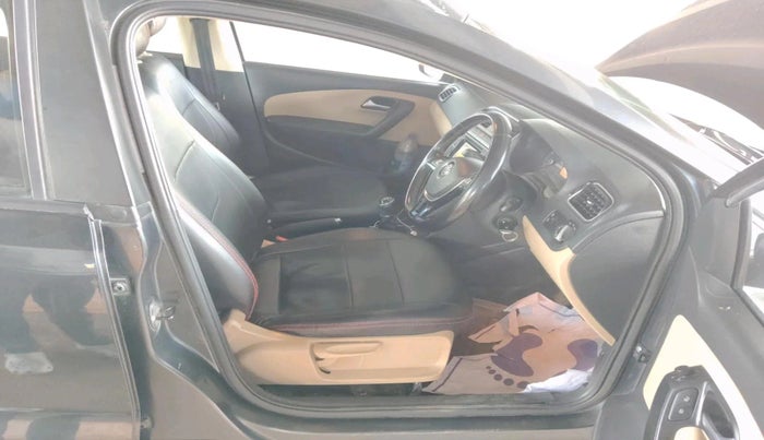 2017 Volkswagen Polo HIGHLINE1.2L, Petrol, Manual, 83,856 km, interior