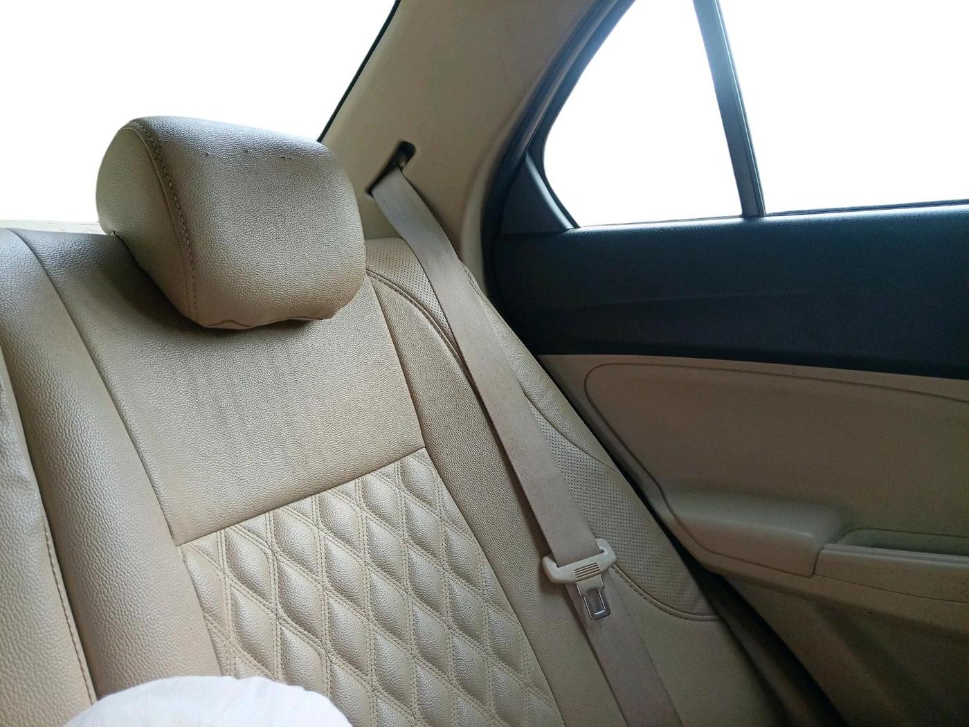 2018 Maruti Dzire VXI, Petrol, Manual, 39,082 km, interior