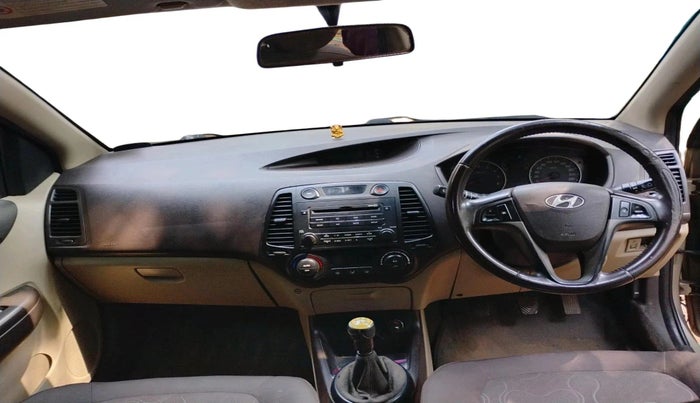 2010 Hyundai i20 ASTA 1.2, Petrol, Manual, 1,11,981 km, interior