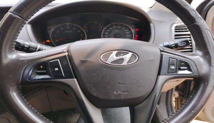 2010 Hyundai i20 ASTA 1.2, Petrol, Manual, 1,11,981 km, interior