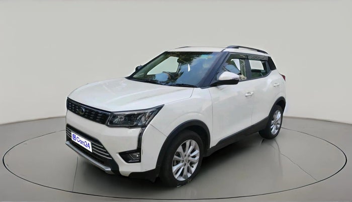 2020 Mahindra XUV300 W8 1.5 DIESEL, Diesel, Manual, 92,393 km, exterior