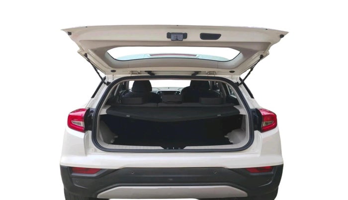 2020 Mahindra XUV300 W8 1.5 DIESEL, Diesel, Manual, 92,393 km, exterior