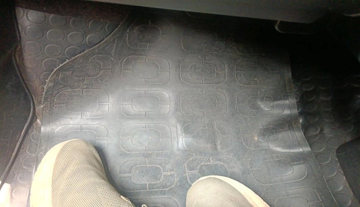 2016 Maruti Wagon R 1.0 VXI, Petrol, Manual, 1,82,312 km, interior