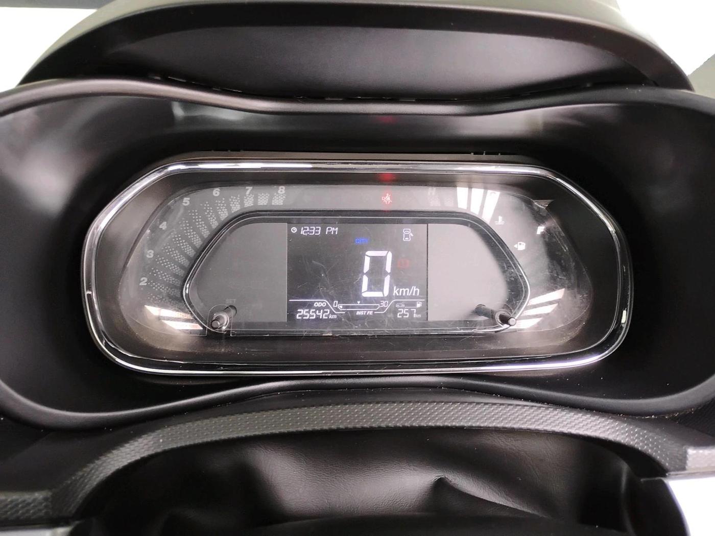 2022 Tata NEXON XM SUNROOF DIESEL, Diesel, Manual, 25,542 km, interior