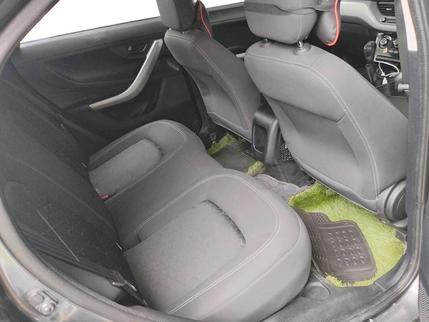 2022 Tata NEXON XM SUNROOF DIESEL, Diesel, Manual, 25,542 km, interior