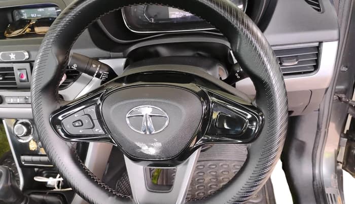 2022 Tata NEXON XM SUNROOF DIESEL, Diesel, Manual, 25,542 km, interior