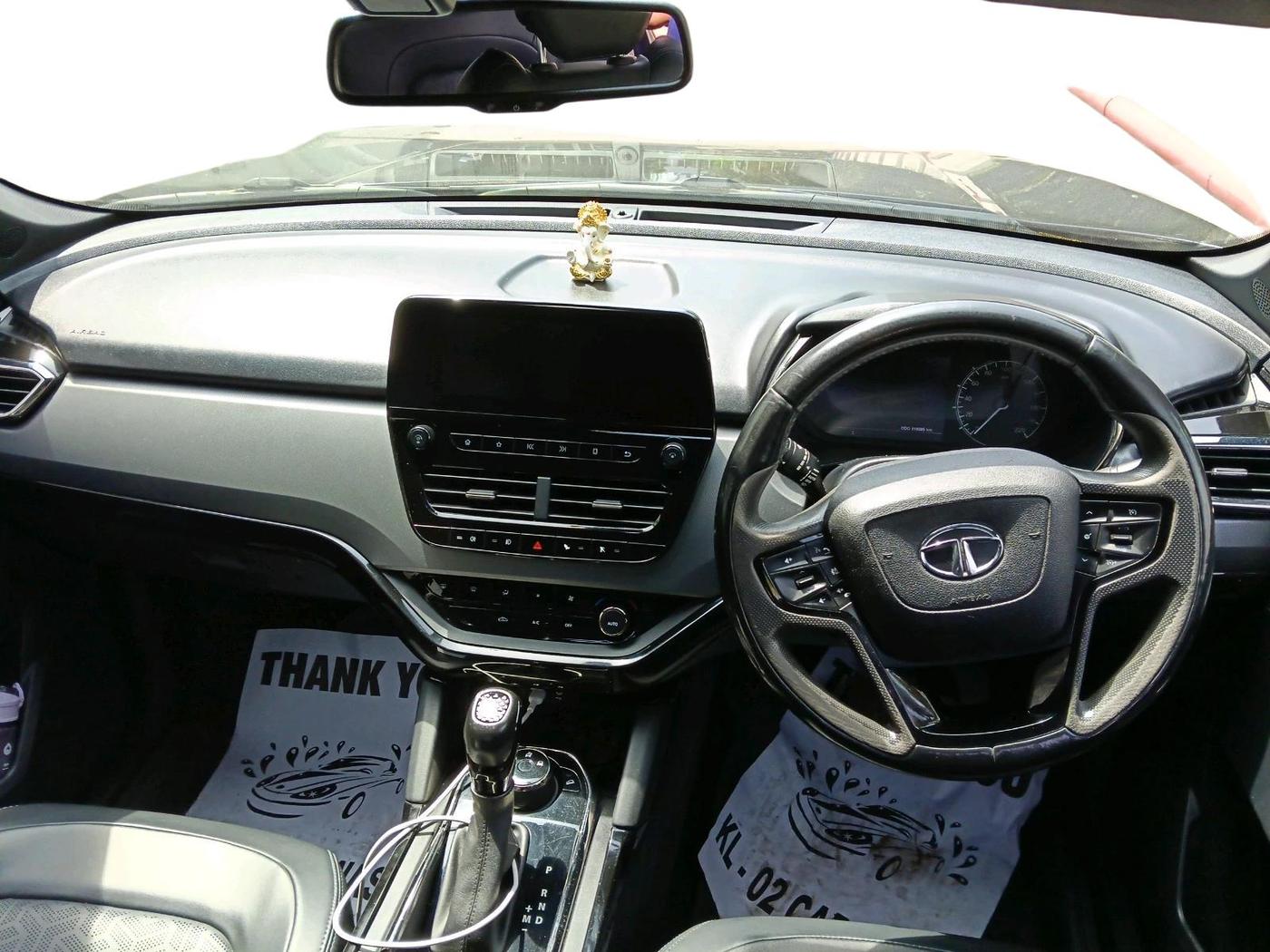 2021 Tata Harrier XZA PLUS 2.0L DARK EDITION, Diesel, Automatic, 1,10,385 km, interior