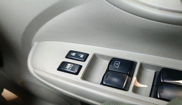 2014 Nissan Sunny XL, Petrol, Manual, 61,311 km, interior