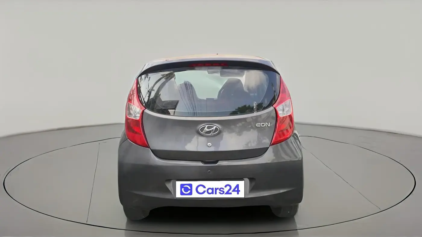 2017 Hyundai Eon MAGNA +, Petrol, Manual, 1,20,940 km, exterior