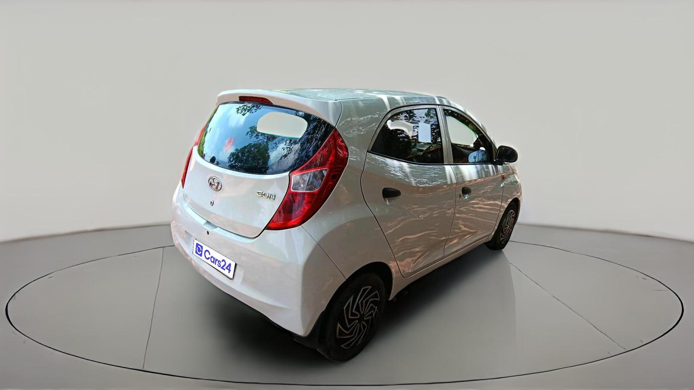 2018 Hyundai Eon ERA +, Petrol, Manual, 68,765 km, exterior