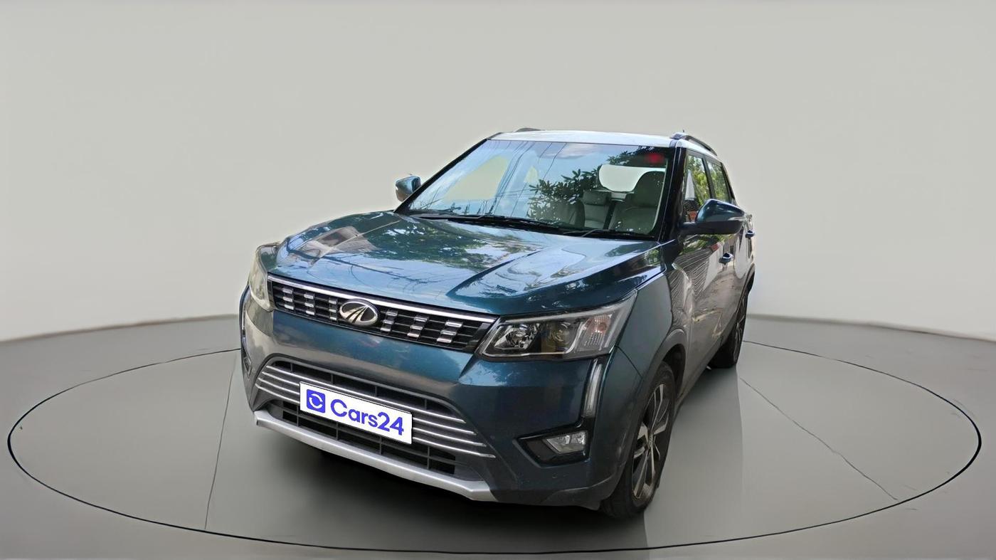 2019 Mahindra XUV300 W8 (O) 1.5 DIESEL, Diesel, Manual, 1,16,844 km, exterior