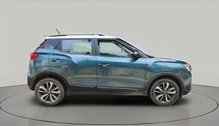 2019 Mahindra XUV300 W8 (O) 1.5 DIESEL, Diesel, Manual, 1,16,844 km, exterior