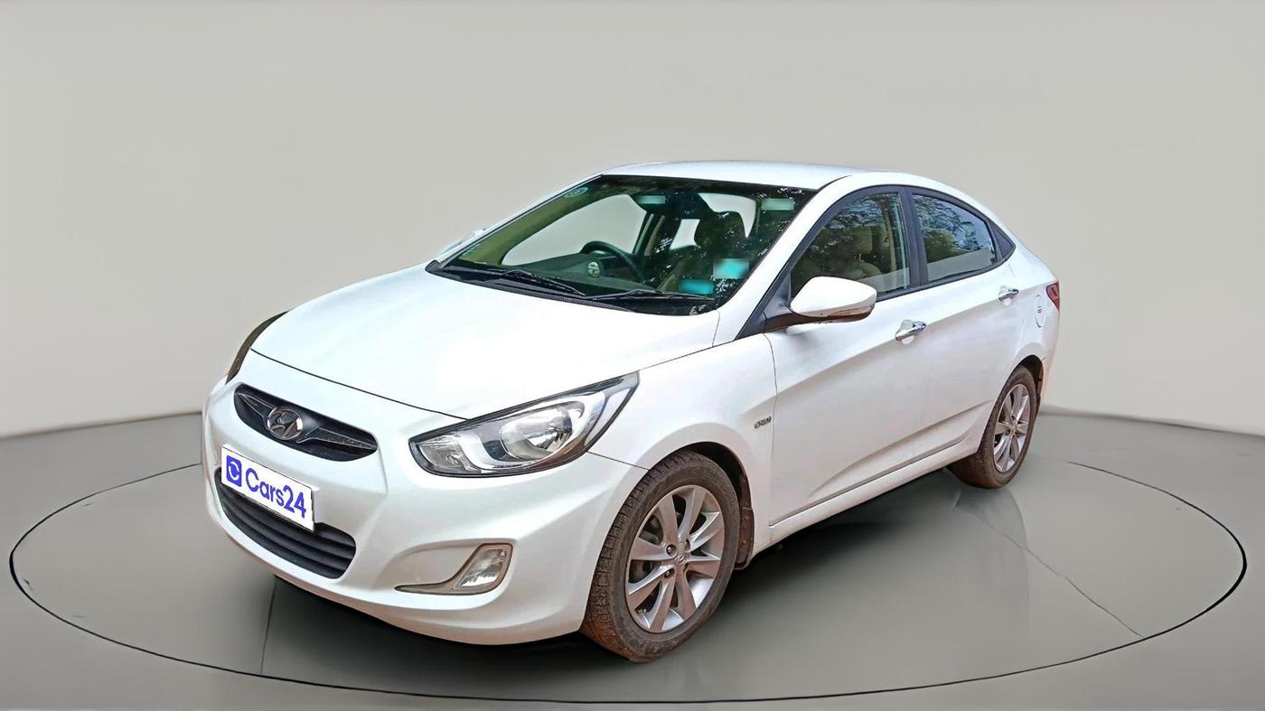 2013 Hyundai Verna FLUIDIC 1.6 CRDI SX, Diesel, Manual, 1,43,439 km, exterior