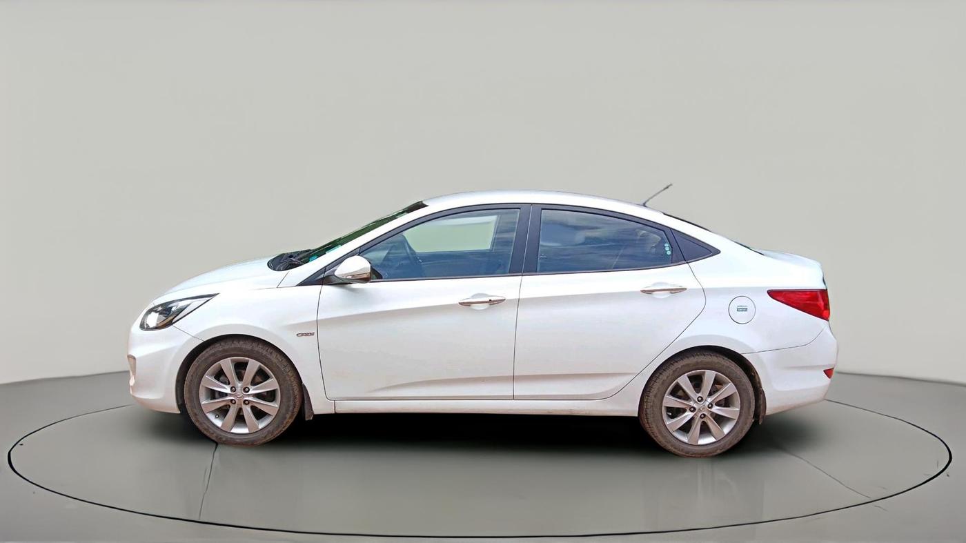 2013 Hyundai Verna FLUIDIC 1.6 CRDI SX, Diesel, Manual, 1,43,439 km, exterior