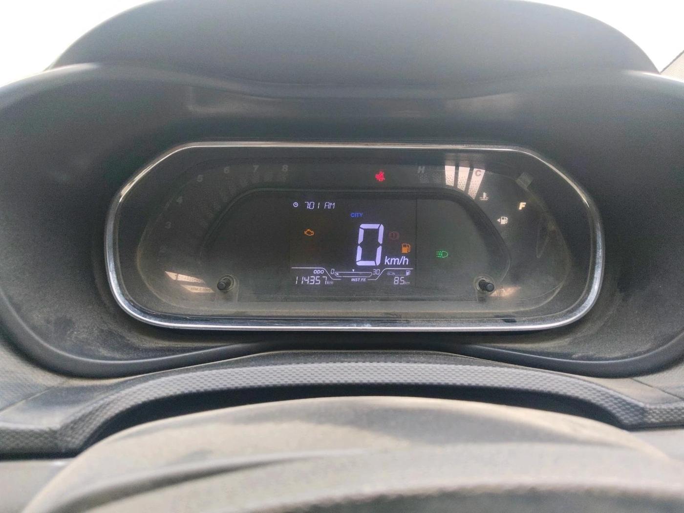 2020 Tata NEXON XM PETROL, Petrol, Manual, 1,14,357 km, interior