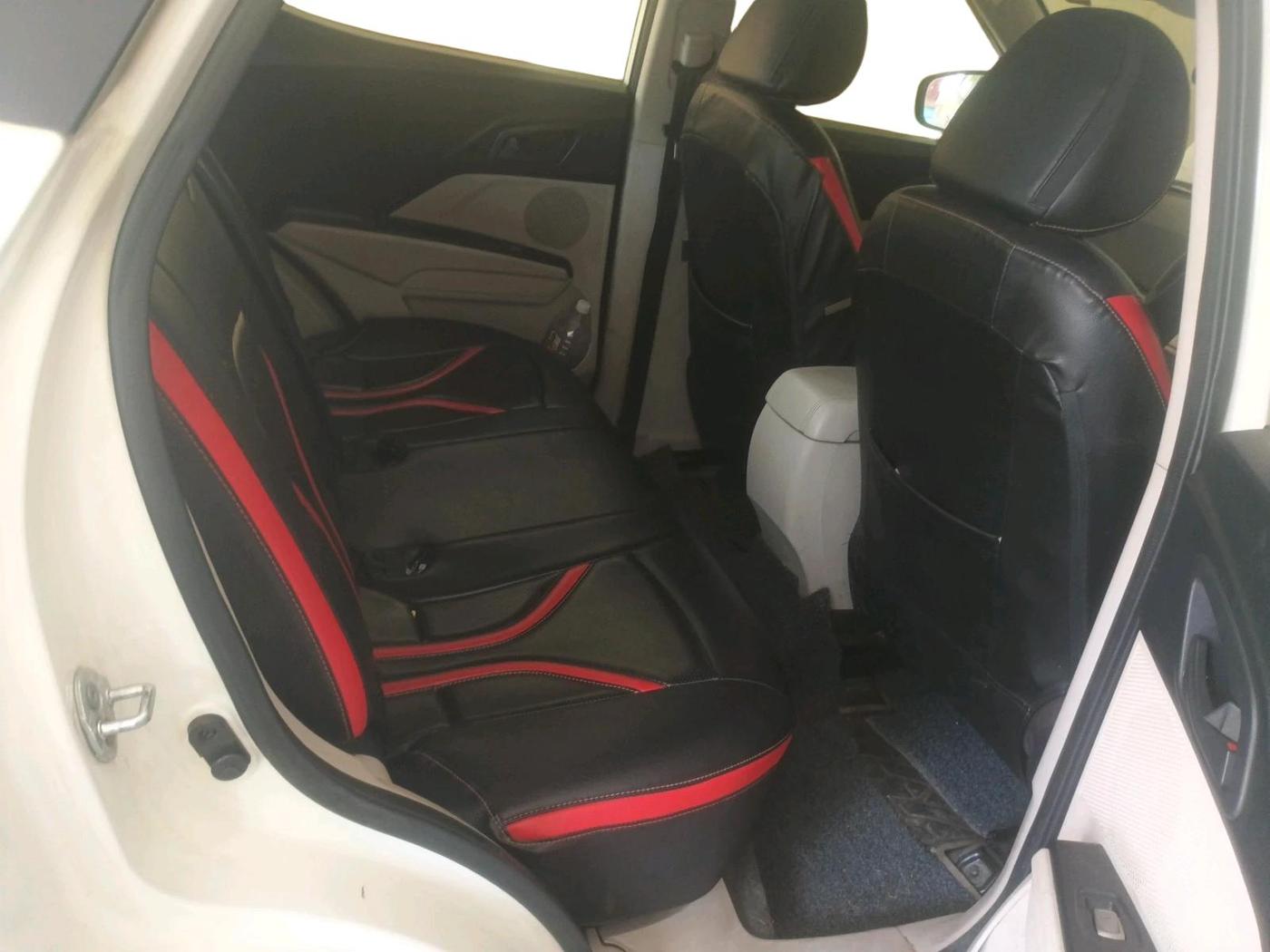 2019 Mahindra XUV300 W6 1.2 PETROL, Petrol, Manual, 83,388 km, interior