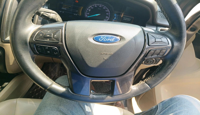 2019 Ford Endeavour TITANIUM PLUS 3.2 4X4 AT SUNROOF, Diesel, Automatic, 79,904 km, interior
