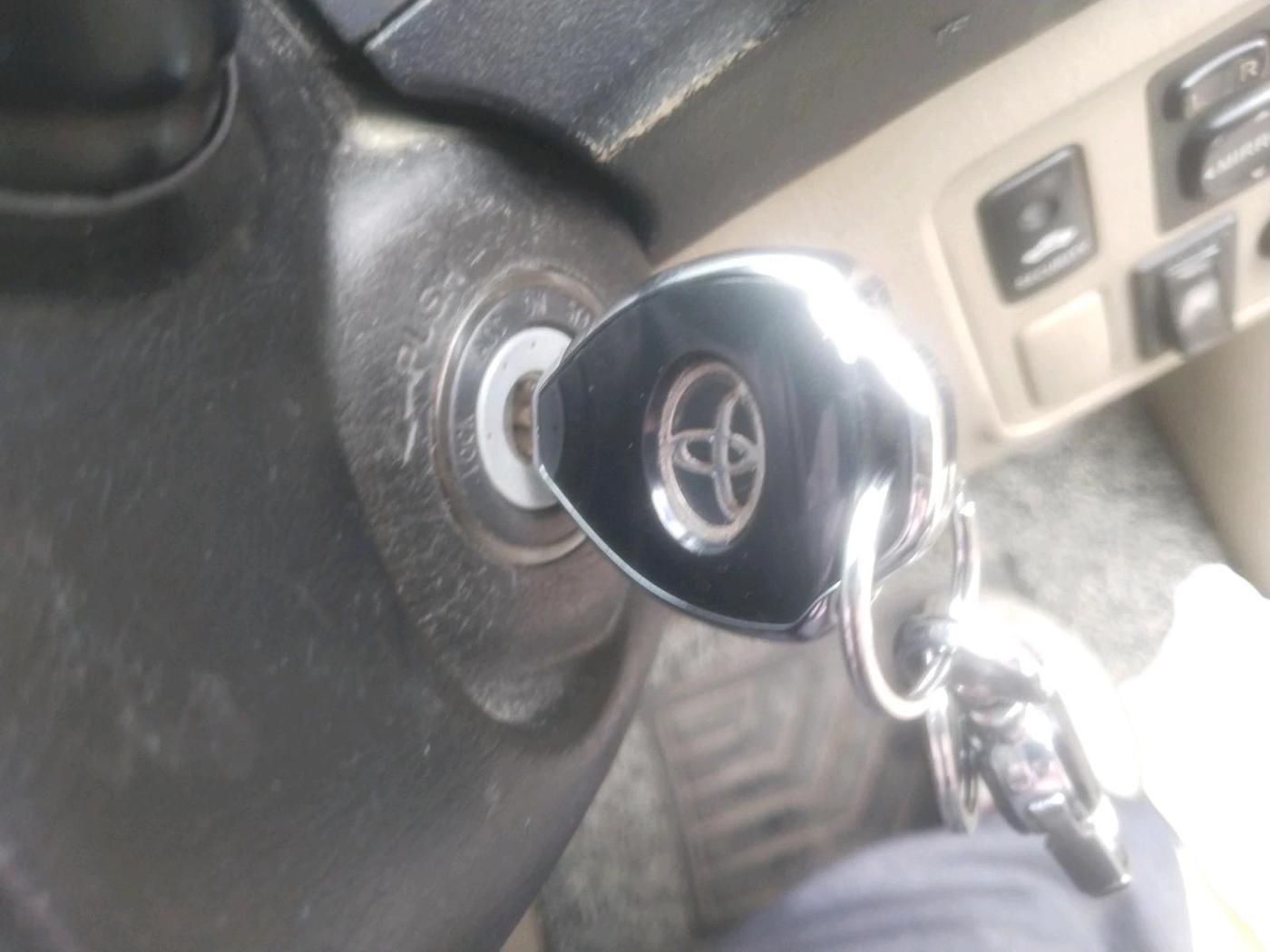 2014 Toyota Fortuner 3.0 4X2 MT, Diesel, Manual, 2,01,441 km, interior