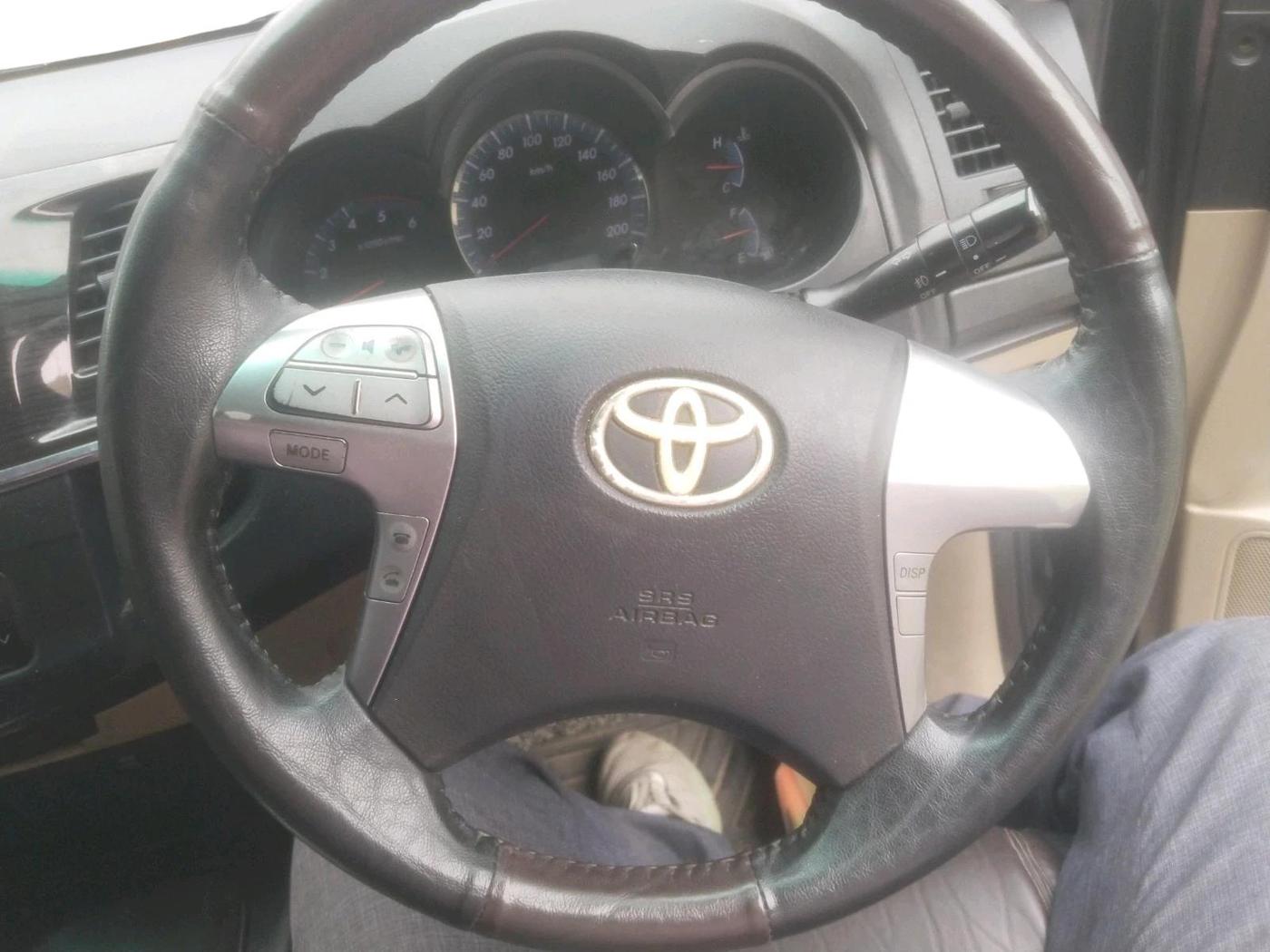2014 Toyota Fortuner 3.0 4X2 MT, Diesel, Manual, 2,01,441 km, interior