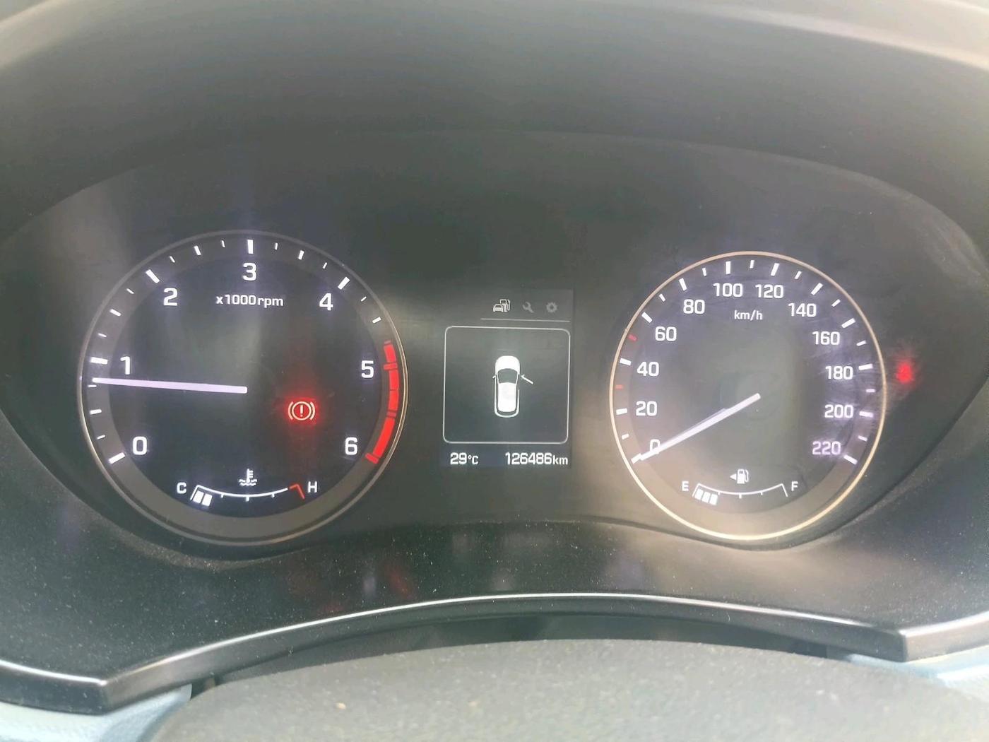 2015 Hyundai i20 Active 1.4, Diesel, Manual, 1,26,486 km, interior