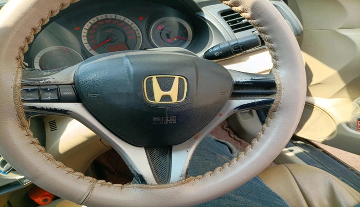 2011 Honda City 1.5L I-VTEC V MT, Petrol, Manual, 2,25,631 km, interior