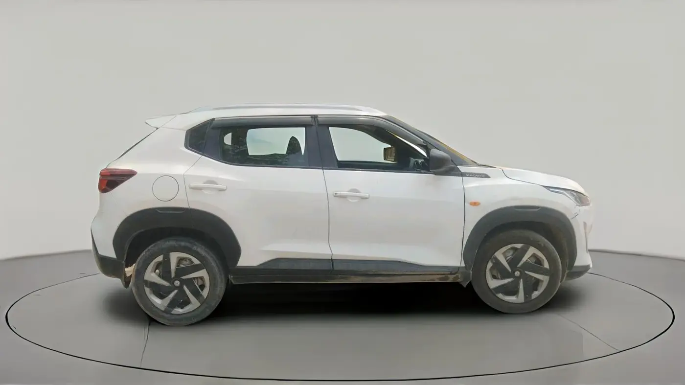 2023 Nissan MAGNITE XE, Petrol, Manual, 39,988 km, exterior