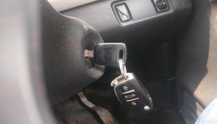 2023 Nissan MAGNITE XE, Petrol, Manual, 39,988 km, interior