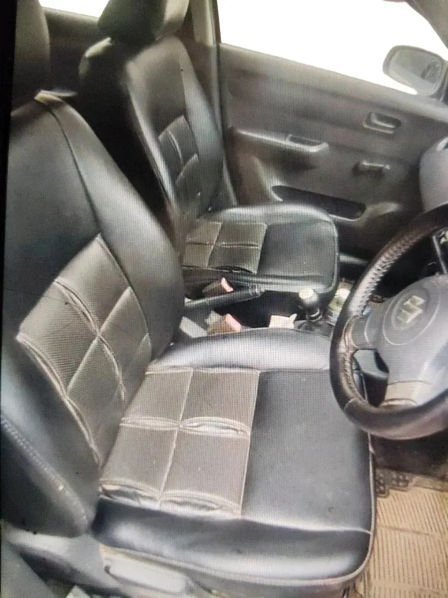 2011 Maruti Swift LXI, Petrol, Manual, 78,682 km, interior