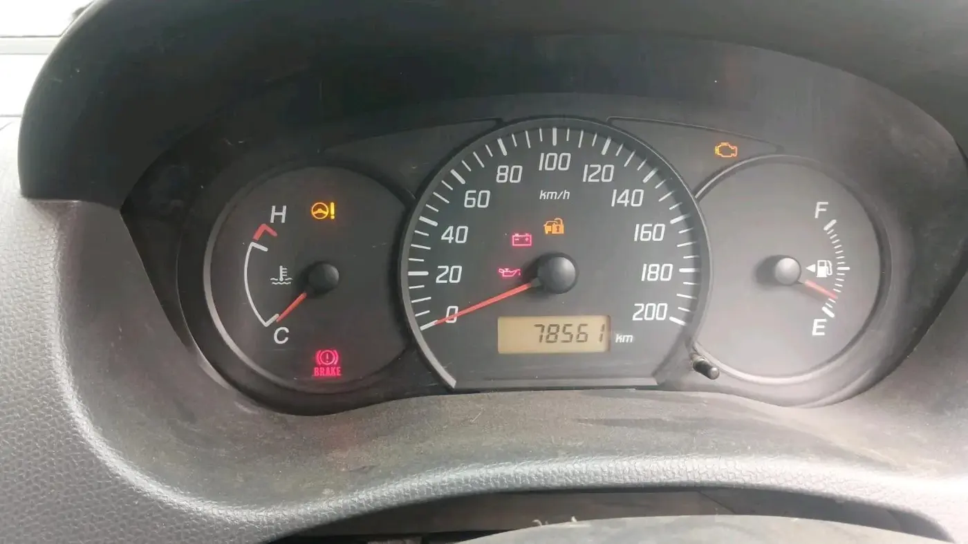 2011 Maruti Swift LXI, Petrol, Manual, 78,682 km, interior