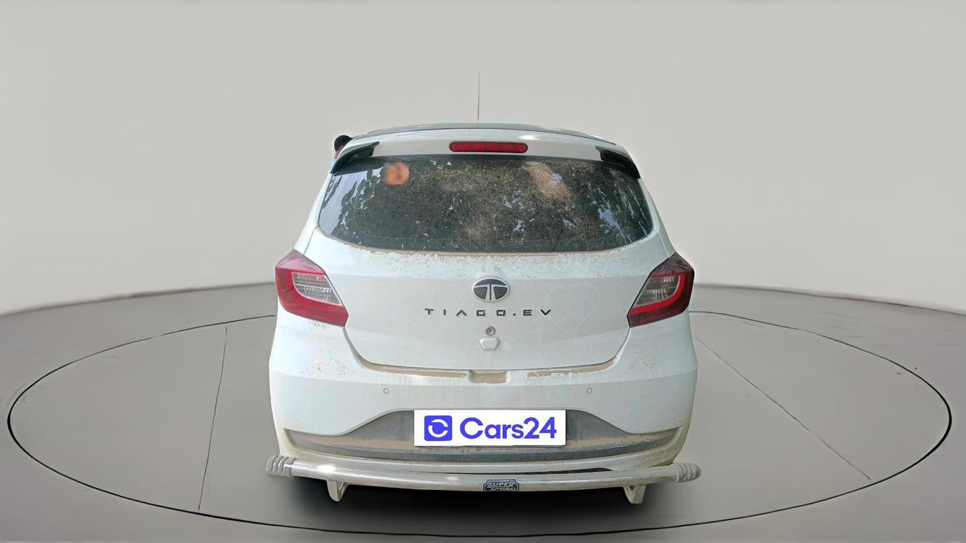 2024 Tata TIAGO EV XT LONG RANGE, Electric, Automatic, 39,220 km, exterior
