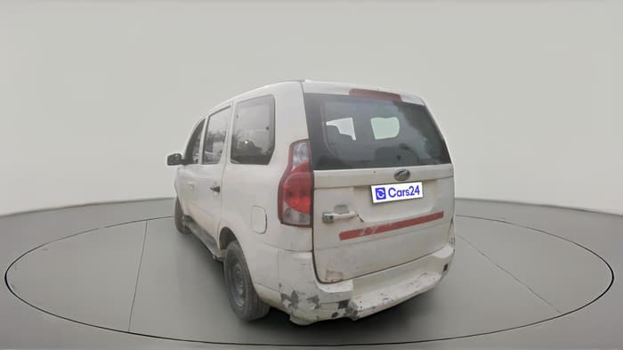 2015 Mahindra Xylo D4, Diesel, Manual, 1,81,441 km, exterior