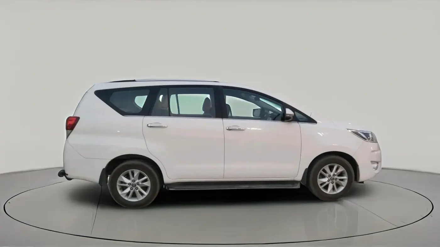 2019 Toyota Innova Crysta 2.4 G 7 STR, Diesel, Manual, 1,58,125 km, exterior