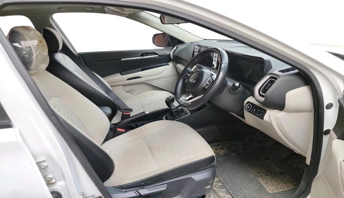 2024 KIA SONET HTX 1.5 DIESEL MT, Diesel, Manual, 14,937 km, interior
