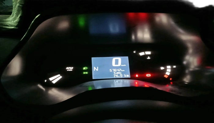 2020 Renault TRIBER RXZ AMT, CNG, Automatic, 57,642 km, interior