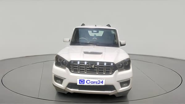 Used 2024 Mahindra SCORPIO CLASSIC S11 7STR Manual | Cars24