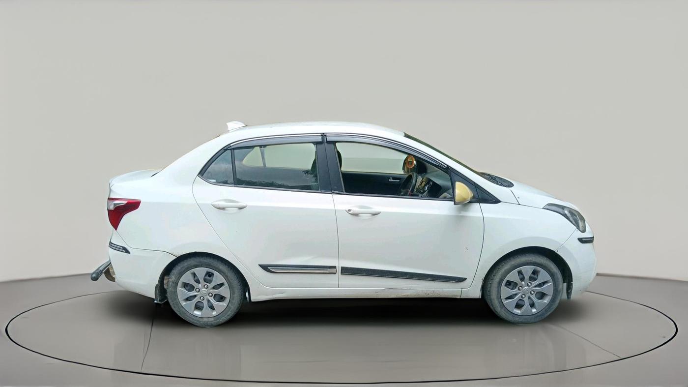 2017 Hyundai Xcent S 1.2, Petrol, Manual, 83,123 km, exterior