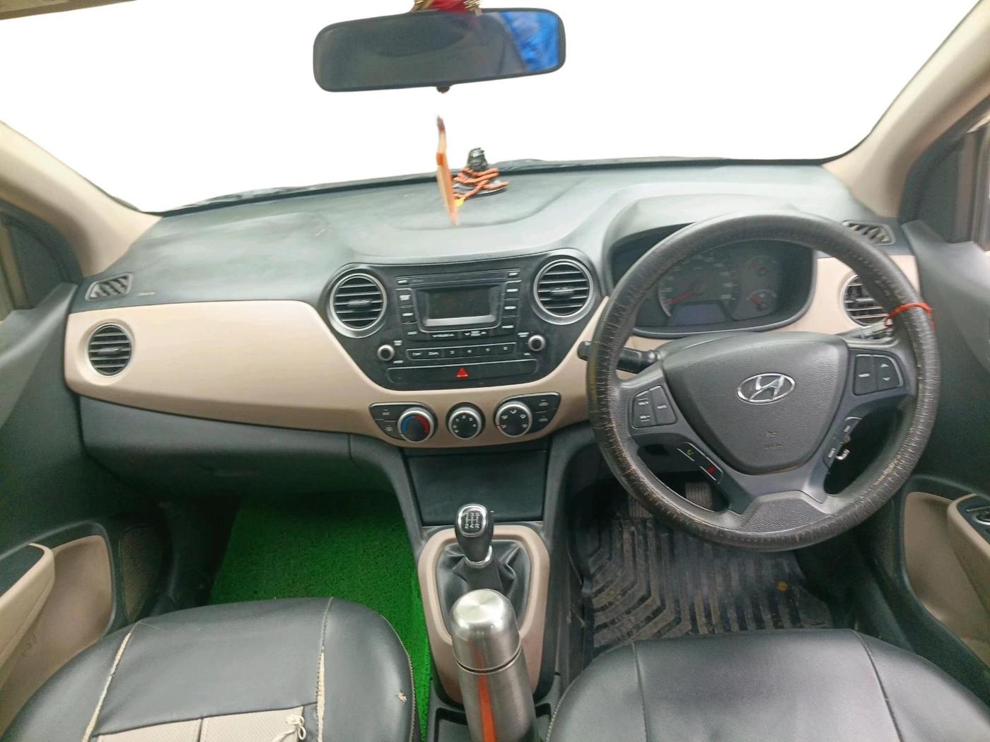 2017 Hyundai Xcent S 1.2, Petrol, Manual, 83,123 km, interior